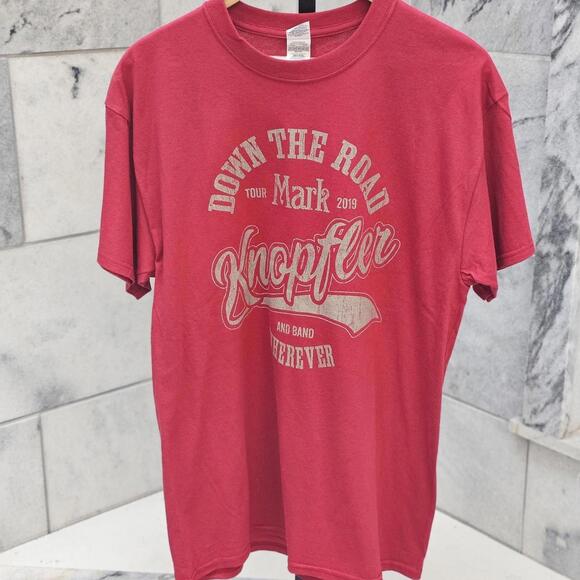 Gildan Other - Gildan Men's Red Tshirt